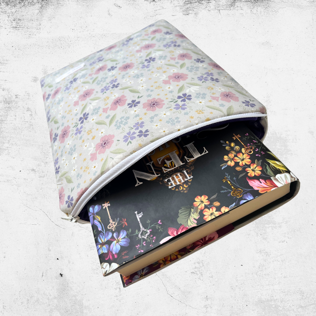 Soft Floral - Book Sleeve