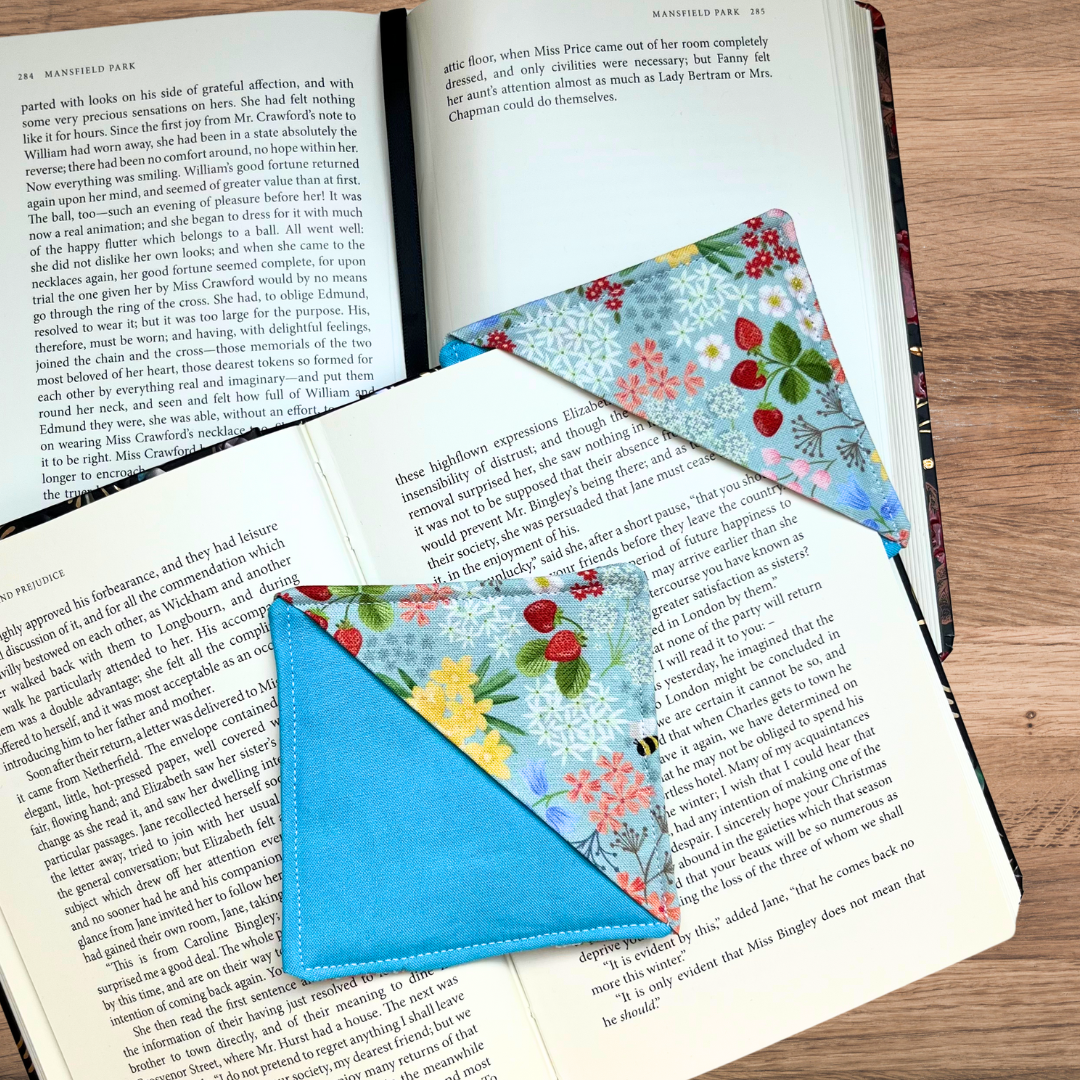 Strawberry Bumblebee Corner Bookmark
