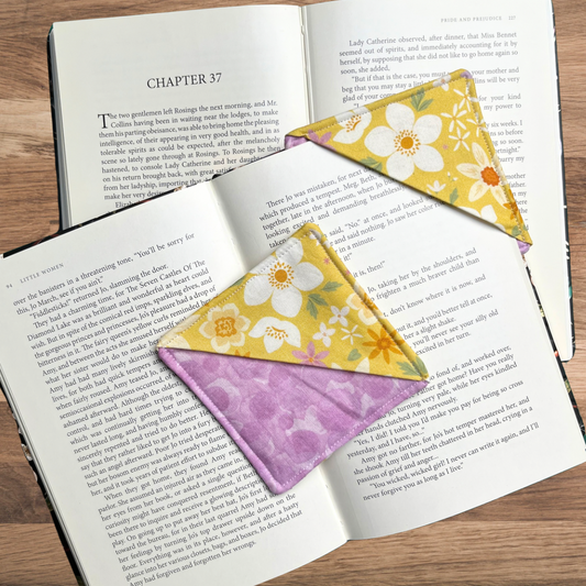 Narcissus -  Corner Bookmark