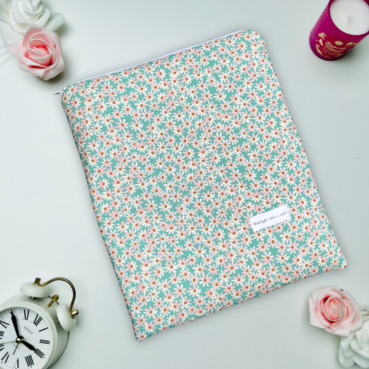 Mint Daisy  - Book Sleeve